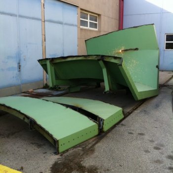 Démolition d'une soufflerie Faculté de Luminy à Marseille